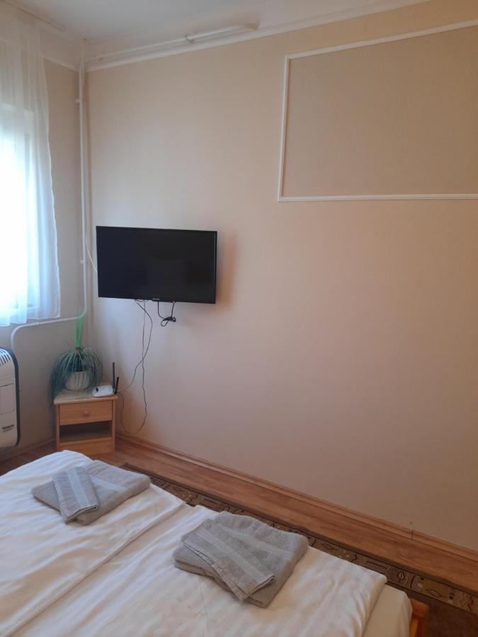 Thermal Apartman Tiszafuered エクステリア 写真